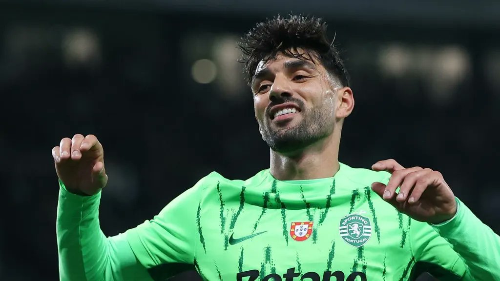 🚨 Ricardo Esgaio foi castigado dois jogos por estas palavras a Otamendi no final do dérbi: "Falas muito, chupa c******", e ter feito um pirete para a bancada após o golo do empate do Benfica.