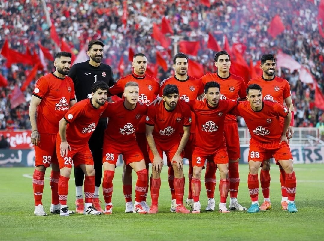 Aliidaeii's tweet image. قهرمانی تیم بزرگ و مردمی تراکتور را به تمامی طرفداران، آذری زبان ها، مسئولین، کادر فنی حرفه ای و بازیکنان این تیم تبریک عرض میکنم.
به امید قهرمانی در آسیا
یاشاسین ایران، یاشاسین آذربایجان، یاشاسین تراکتور