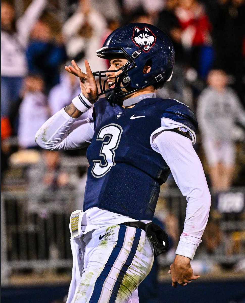 Zylen Little (@zylenlittle) on Twitter photo Happy to announce that I received an offer from the University of Connecticut! <a href="/UConnFootball/">UConn Football</a> <a href="/CoachMac_UCONN/">Kenny McClendon</a> <a href="/MarshallMcDuf14/">Marshall McDuffie</a> <a href="/BayAreaLAB/">Coach “Quake” Joseph</a> <a href="/BigPlayRay50/">Raymond McNeil</a> <a href="/TomLoy247/">Tom Loy</a> <a href="/Andrew_Ivins/">Andrew Ivins</a> <a href="/TomLuginbill/">Tom Luginbill 🇺🇸 🏈</a> <a href="/CraigHaubert/">Craig Haubert</a> <a href="/ChadSimmons_/">ChadSimmons</a> <a href="/adamgorney/">Adam Gorney</a> <a href="/SWiltfong_/">Steve Wiltfong</a> <a href="/On3Recruits/">On3 Recruits</a>
#HuskyNation 🐾 Happy to announce that I received an offer from the University of Connecticut! <a href="/UConnFootball/">UConn Football</a> <a href="/CoachMac_UCONN/">Kenny McClendon</a> <a href="/MarshallMcDuf14/">Marshall McDuffie</a> <a href="/BayAreaLAB/">Coach “Quake” Joseph</a> <a href="/BigPlayRay50/">Raymond McNeil</a> <a href="/TomLoy247/">Tom Loy</a> <a href="/Andrew_Ivins/">Andrew Ivins</a> <a href="/TomLuginbill/">Tom Luginbill 🇺🇸 🏈</a> <a href="/CraigHaubert/">Craig Haubert</a> <a href="/ChadSimmons_/">ChadSimmons</a> <a href="/adamgorney/">Adam Gorney</a> <a href="/SWiltfong_/">Steve Wiltfong</a> <a href="/On3Recruits/">On3 Recruits</a>
#HuskyNation 🐾