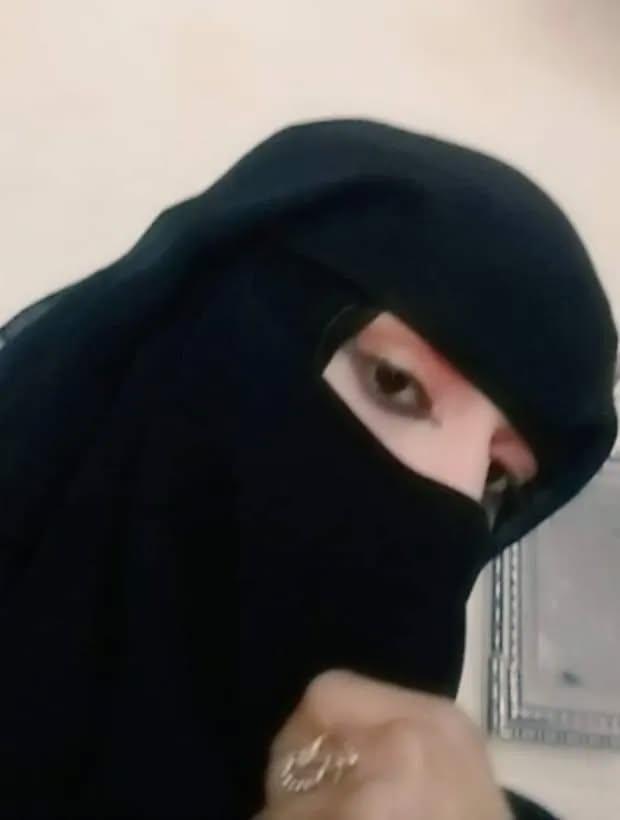 جاييه من الصاله اوف فديت شمها وهي جاييه من عرس مهيج جنسي في راسنا سهره جنونيه