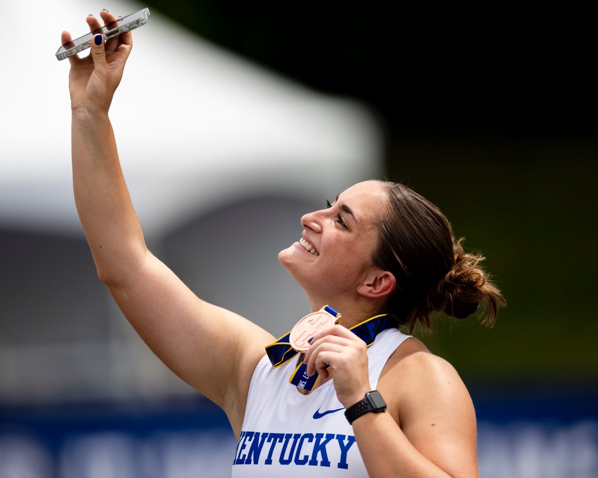 Kentucky's Kate Powers takes a selfie with her medal after getting third in the women's hammer throw on Thursday at the SEC Outside Track and Field Championships in Lexington, Ky. 

#bbn #weareuk #gobigblue #kentucky #track #hammerthrow #bronze #sec