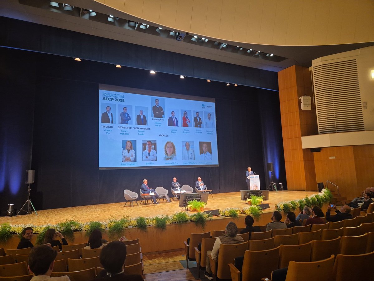 Cirugía Pontevedra tweet media