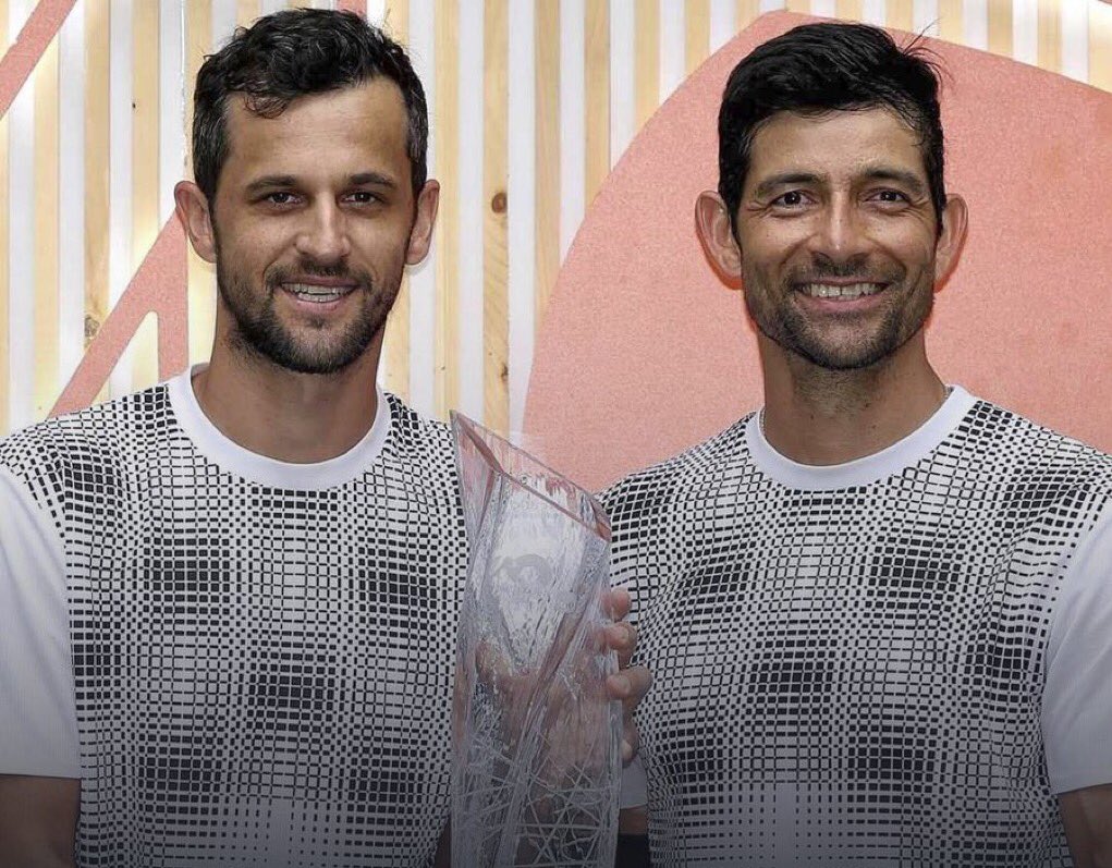 SVElClarin's tweet image. #Deportes

🎾 El salvadoreño Marcelo Arévalo y el croata Mate Pavic vencieron a los estadounidenses Christian Harrison y Evan King y avanzaron a semifinales del #ATPMasters 1000 de Roma. 

En la siguiente fase se enfrentarán a los británicos Joe Salisbury y Neal Skupski.