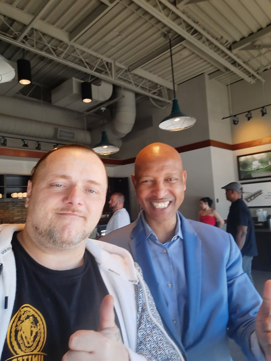 tim_tiger_ashby's tweet image. heading down to the danforth community always a pleasure to sit down and talk to @FaisalAHassan about how we can make our #YSW better 4 ALL! @onpoli even when not in office he does more for ev1 then those elected always supported the work we do at #TIGERPROJECT #INTHESTREETS 🍻