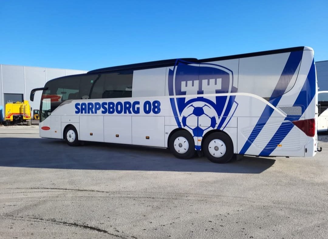 Sportsklubben Brann (@skbrann) on Twitter photo Da er det under et døgn til den store 16.mai festen på Brann Stadion. 🔥🔥Velkommen til <a href="/Sarpsborg08/">Sarpsborg 08</a> Parkerer de bussen som <a href="/RBKfotball/">Rosenborg Ballklub</a> ? Da er det under et døgn til den store 16.mai festen på Brann Stadion. 🔥🔥Velkommen til <a href="/Sarpsborg08/">Sarpsborg 08</a> Parkerer de bussen som <a href="/RBKfotball/">Rosenborg Ballklub</a> ?