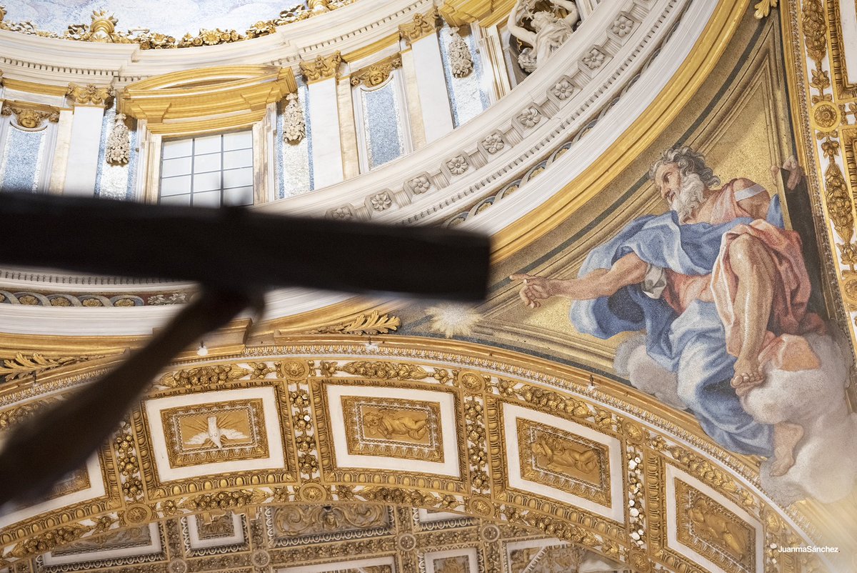 Ver (y tocar) para creer.

#ProcesionRoma25