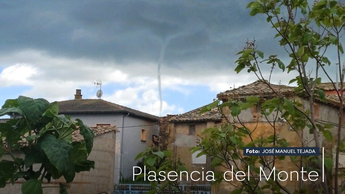 eltiempo_atv's tweet photo. Esto se ha visto esta tarde en el #cielo con las #tormentas  que se han desarrollado en las #Sierrasexteriores del #Pirineo
Una #tuba o vórtice de aire y vapor de agua condensado,con forma de cono, colgando de una #nube de tipo convectivo, pero sin llegar al suelo.
@Supercelulas https://t.co/jLeaI8Evmy