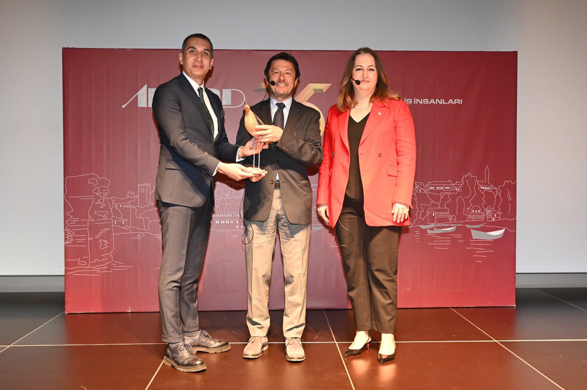 Ercan Özbek tweet media