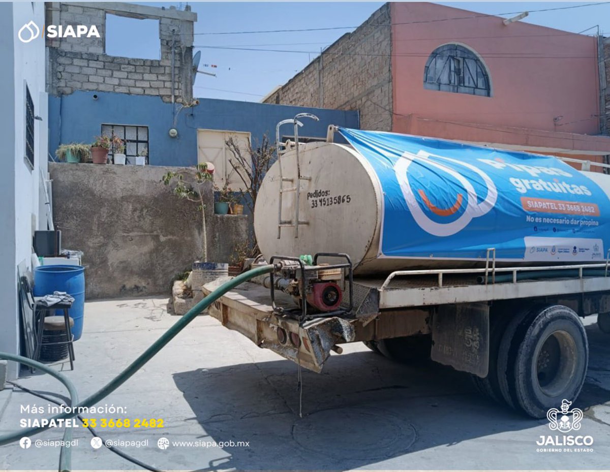 Las pipas del #SIAPA, <a href="/aguadejalisco/">Secretaría del Agua Jalisco</a> y @CEA_Jalisco ya están en las colonias de <a href="/ZapopanGob/">Gobierno de Zapopan</a>, <a href="/GobTlaquepaque/">Gobierno de Tlaquepaque</a> y <a href="/gobierno_tonala/">Gobierno de Tonalá</a> que se han visto afectadas por los trabajos de reparación en el Sistema de Bombeo Oriente y en el Tanque Tabachines.