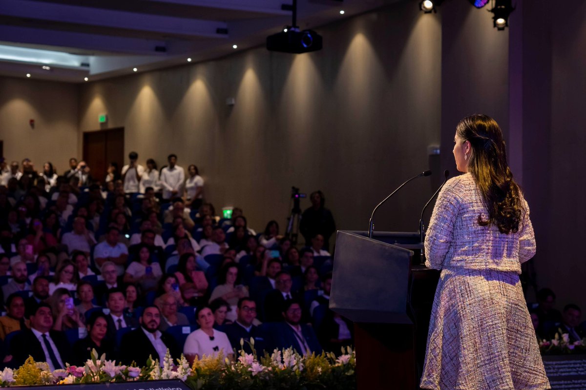 “Este año el lema de la Semana Mundial del Parto Respetado es “Antes, durante y después del parto, hazlo a tu manera”. Una frase poderosa que hace apenas tres años parecía lejana en la realidad de El Salvador.

Hoy, gracias a la implementación de la Ley Nacer con Cariño, la