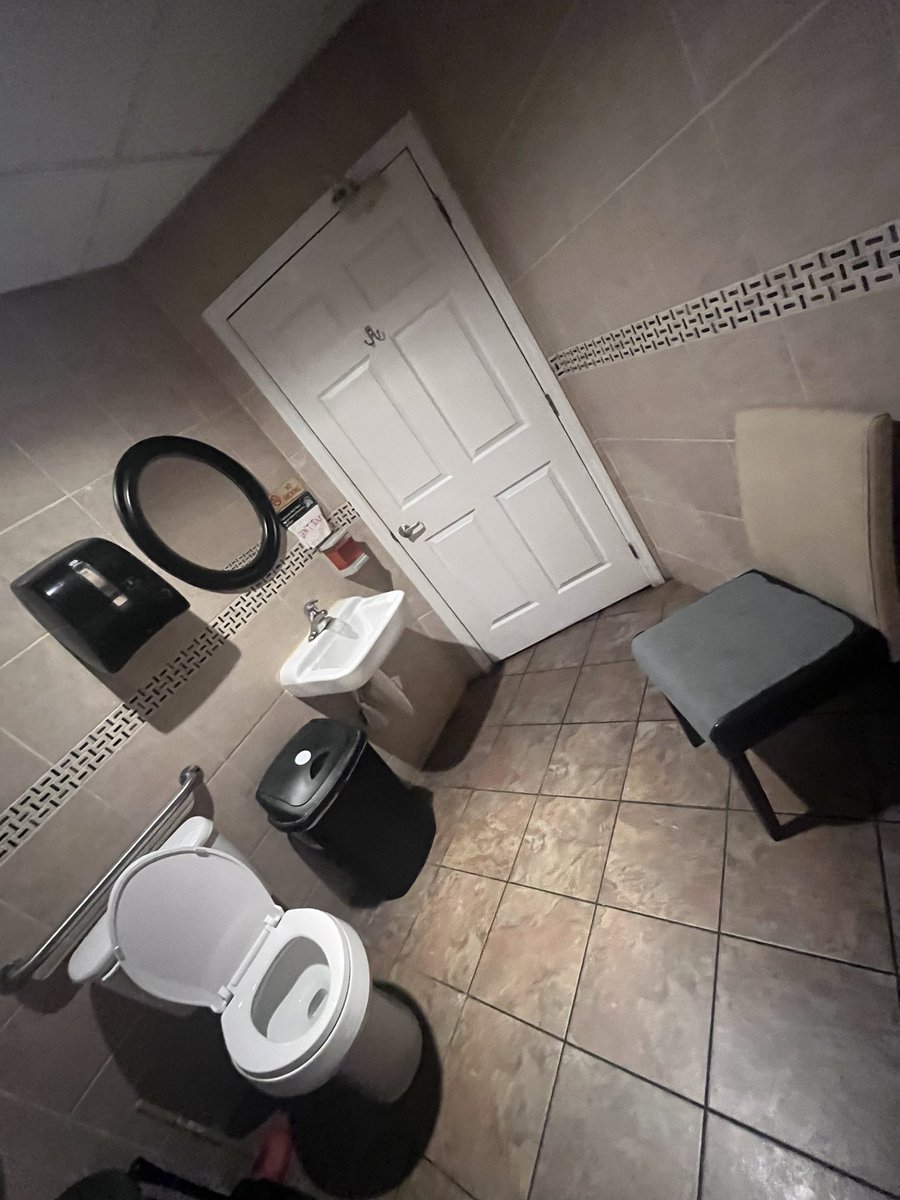 sam___likely's tweet photo. Cuck chair in the restaurant bathroom is crazy work https://t.co/vGlkmVE70m