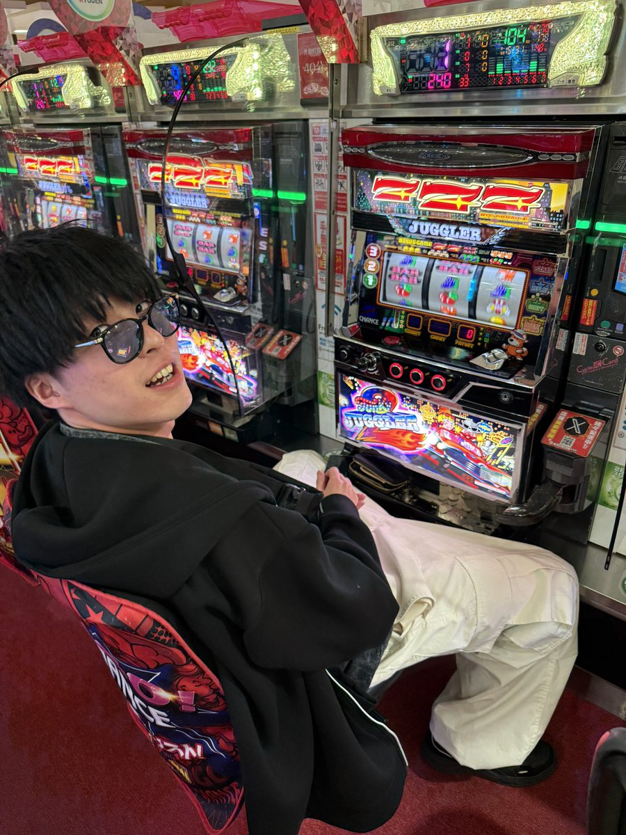 realkun_poker's tweet photo. 誕生日おめでとう https://t.co/oIQR0mg5Is