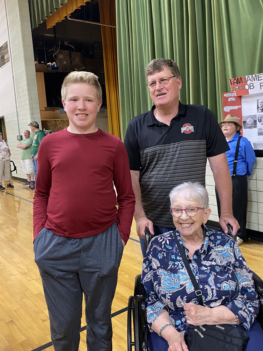 Mrs. Strebe tweet media