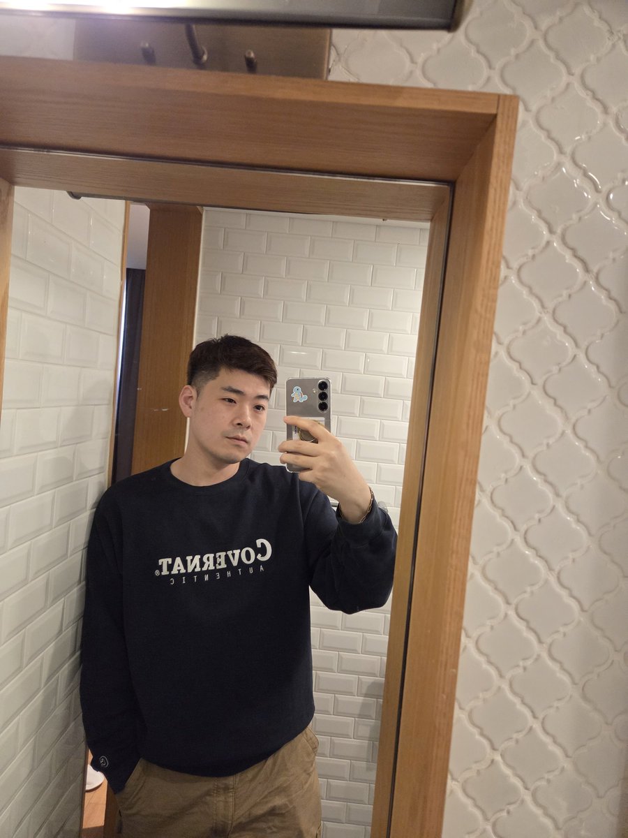 sinun92's tweet photo. 잘나왔나 https://t.co/Itqo8jkDji