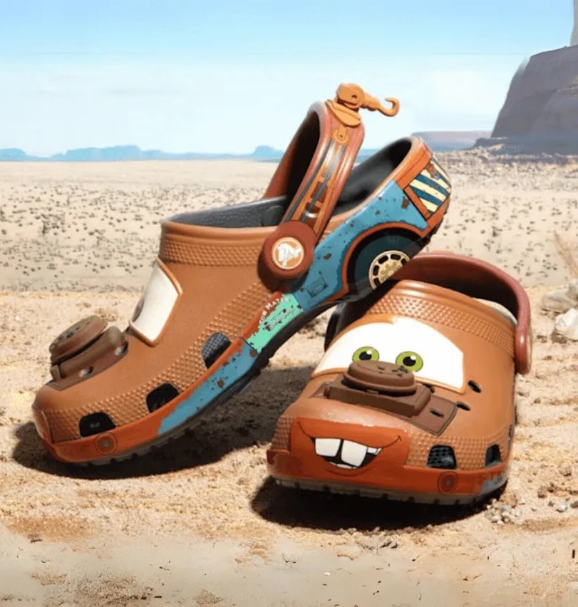 JustFreshKicks's tweet photo. Restocking May 21st 🚗
Disney Pixar Cars x Crocs Classic Clog 'Lightning McQueen' and 'Mater'

https://t.co/yYXlIVRjLG https://t.co/ihRLjH8eGD