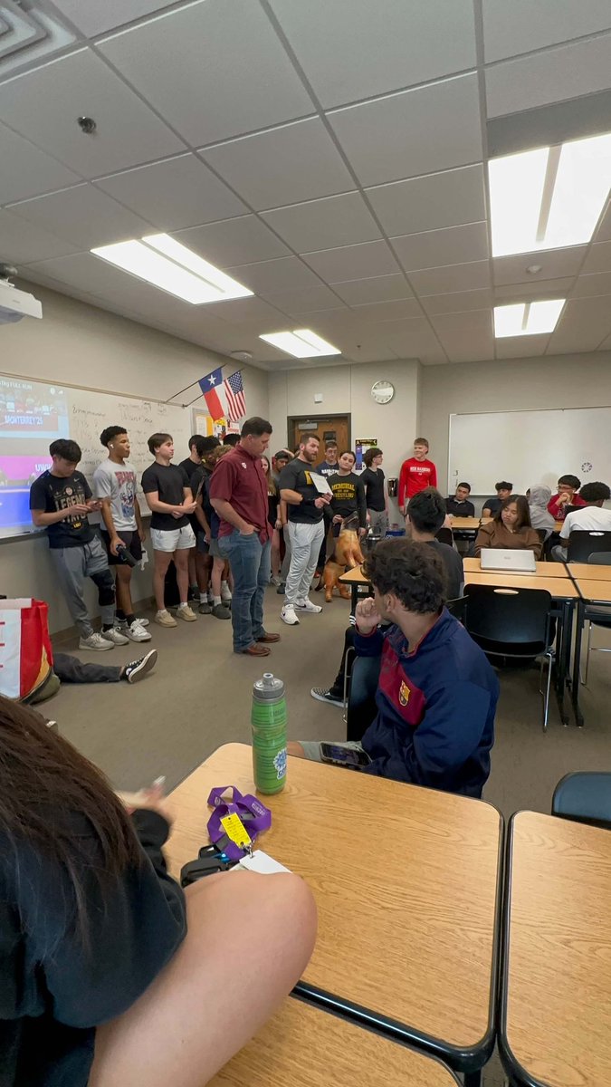 coachb_holtrop's tweet image. Congrats to Good Ol' Coach Lee for being named MHS Wrestling Coach of the Year. Down a coach, Coach Lee stepped up for every member of the program in more ways than we could ever ask.
#WarriorMentality