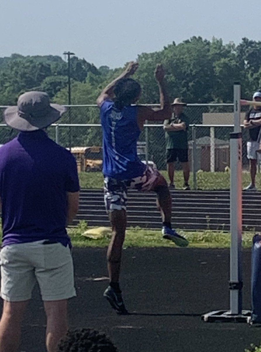 Wildcat Nation Roar!!
Cam Jones wins Silver (2nd) in the State AA Decathlon
Scoring over 5100 pts, best finish for Fayette Ware since Tony Johnson
We are proud of you Cameron!