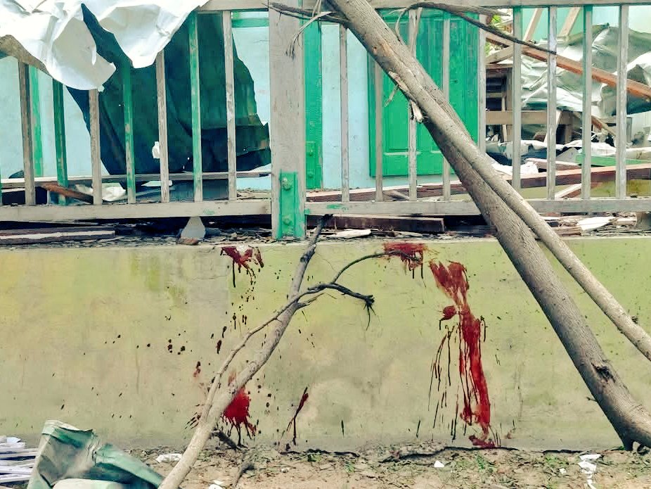 skills4humanity's tweet photo. This is not new, This is happening so frequently that most of us onground have seen it many times. 
International orgs/com are saying those responsible should be held accountable,yet wont say it was the junta. Give the dead respect. It was the junta.
#WhatsHappeningInMyanmar https://t.co/YaNm41G99r