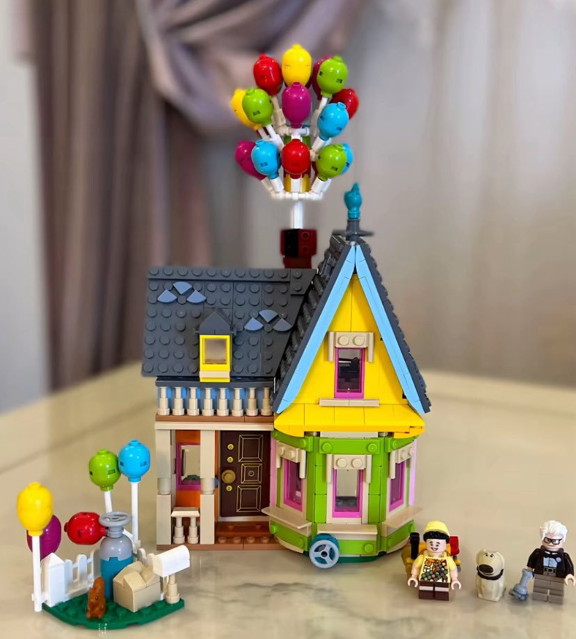alyareckles's tweet photo. Manitayla lego ev yapma işi.. https://t.co/S4VRMs0G6q