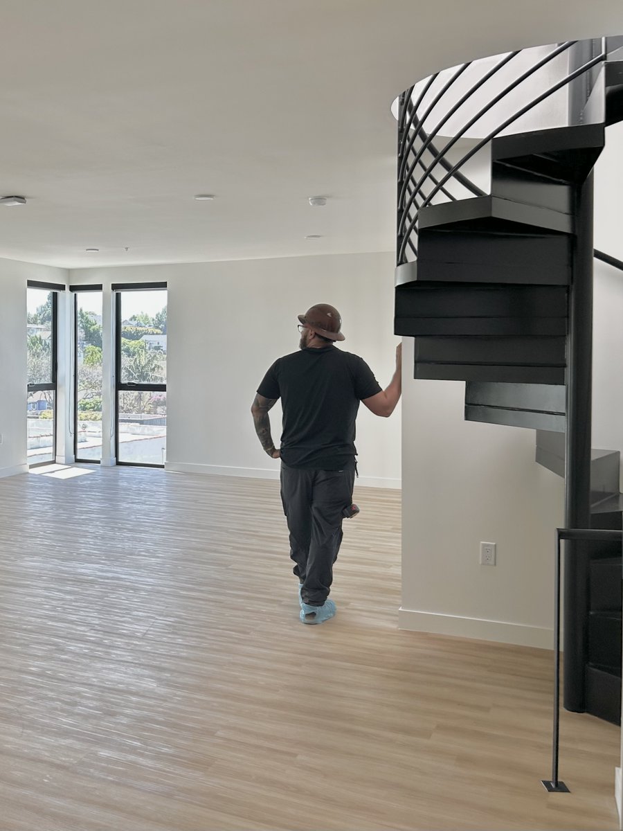 lahmonarch's tweet photo. Construction at 3004 Sunset is coming together — the spiral staircase is in, and interior finishes are nearly complete. Final stretch ahead! https://t.co/NJu5eaKWeB