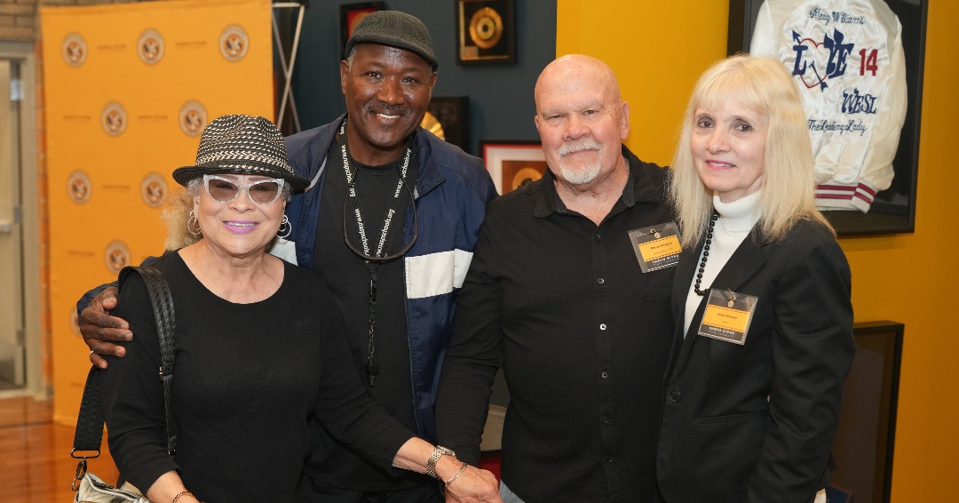 HarrisStowe's tweet image. This week, we welcomed back our incredible alumni for a special luncheon on campus, celebrating decades of connection, memories, and legacy. A heartfelt congratulations to the Class of 1975 on their 50th reunion! #AlwaysAHornet 🐝