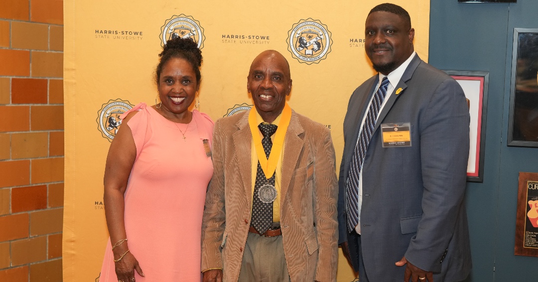 HarrisStowe's tweet image. This week, we welcomed back our incredible alumni for a special luncheon on campus, celebrating decades of connection, memories, and legacy. A heartfelt congratulations to the Class of 1975 on their 50th reunion! #AlwaysAHornet 🐝