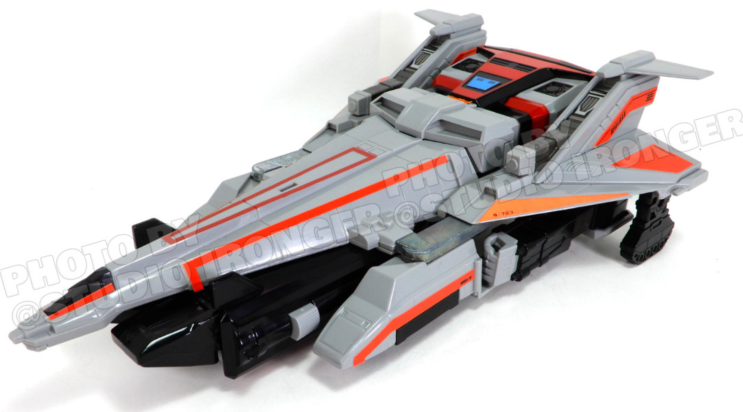 超時空戦闘母艦 DXグランナスカ。時空戦士スピルバンの母艦でマクロス