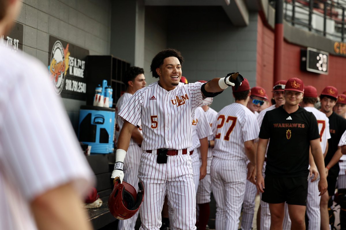 ULM_BSB's tweet photo. 5 is on it 🤩

@isaiahwalker_15 with a homer in the bottom of the 2nd. https://t.co/GZeCtpMygN