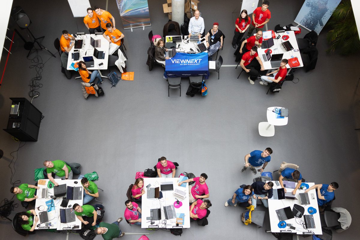 ¡Cerramos el Hackathon 2025 de la Cátedra Viewnext – USAL con mucha inspiración!🌟

Equipos brillantes, ideas innovadoras y mucha energía en cada presentación.

¡Gracias a todos por hacerlo posible y enhorabuena a los ganadores!

#Hackathon2025 #Innovación 

<a href="/viewnext/">Viewnext</a> 
<a href="/usal/">Universidad de Salamanca</a>