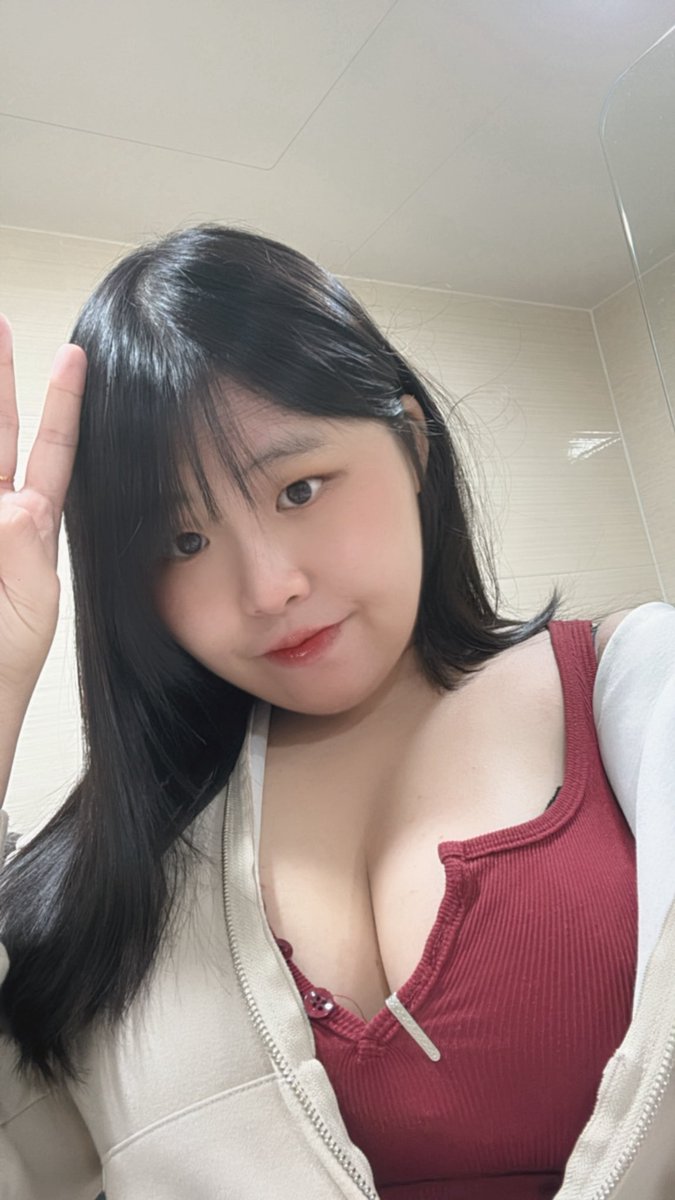 最近想不到瑟瑟语录 
但是想要被色色 🥹