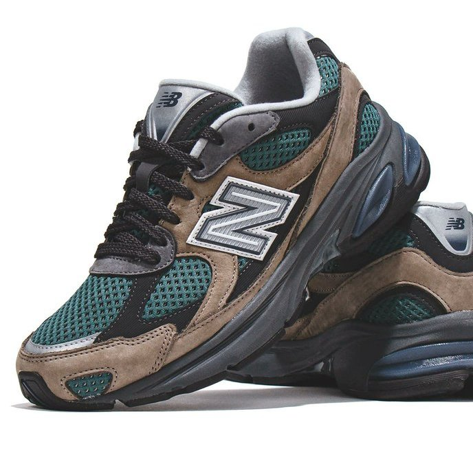 sneakerhuddle's tweet photo. AD: New Balance 2010 'Dockside/Indigo'

Mr Porter https://t.co/7gJihorOMa
END https://t.co/kc9ocRHXzR https://t.co/8OH1lIn1Jp