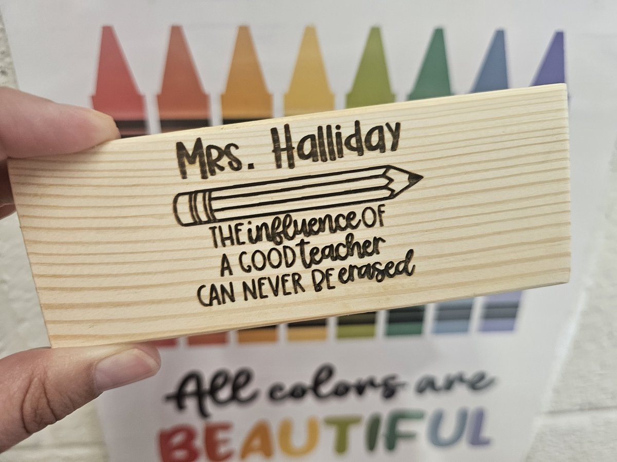 Mrs. Halliday tweet media