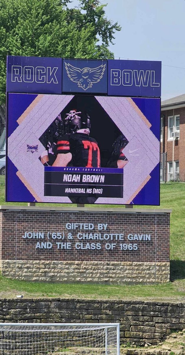 Noah Brown (@noahbro88754170) on Twitter photo I had a great time at Loras today. Thank you <a href="/CoachJPWR/">Coach Powers</a> for the invite.
<a href="/HannibalFootbal/">🏴☠️Hannibal Football 🏴☠️</a> <a href="/JPRockMO/">JP Rock</a>
<a href="/6starfootballMO/">Six Star Football | MISSOURI</a> <a href="/MidRecruiting/">Prep “Football” Mid Missouri Recruiting</a> I had a great time at Loras today. Thank you <a href="/CoachJPWR/">Coach Powers</a> for the invite.
<a href="/HannibalFootbal/">🏴☠️Hannibal Football 🏴☠️</a> <a href="/JPRockMO/">JP Rock</a>
<a href="/6starfootballMO/">Six Star Football | MISSOURI</a> <a href="/MidRecruiting/">Prep “Football” Mid Missouri Recruiting</a>