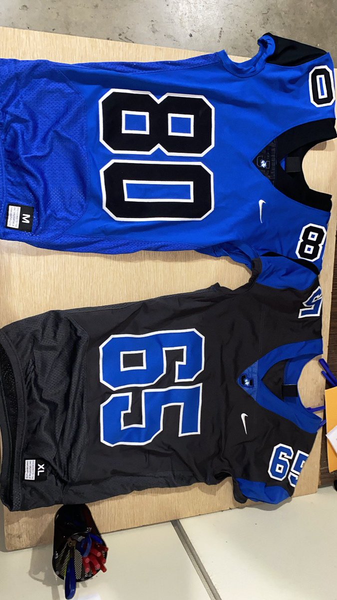 BornBeastJB's tweet photo. Time turn the city back up! #wattsJordanBulldogs #LAjordan #Citysection !! Spring ball start Monday !!!! https://t.co/H81MsZHGBk