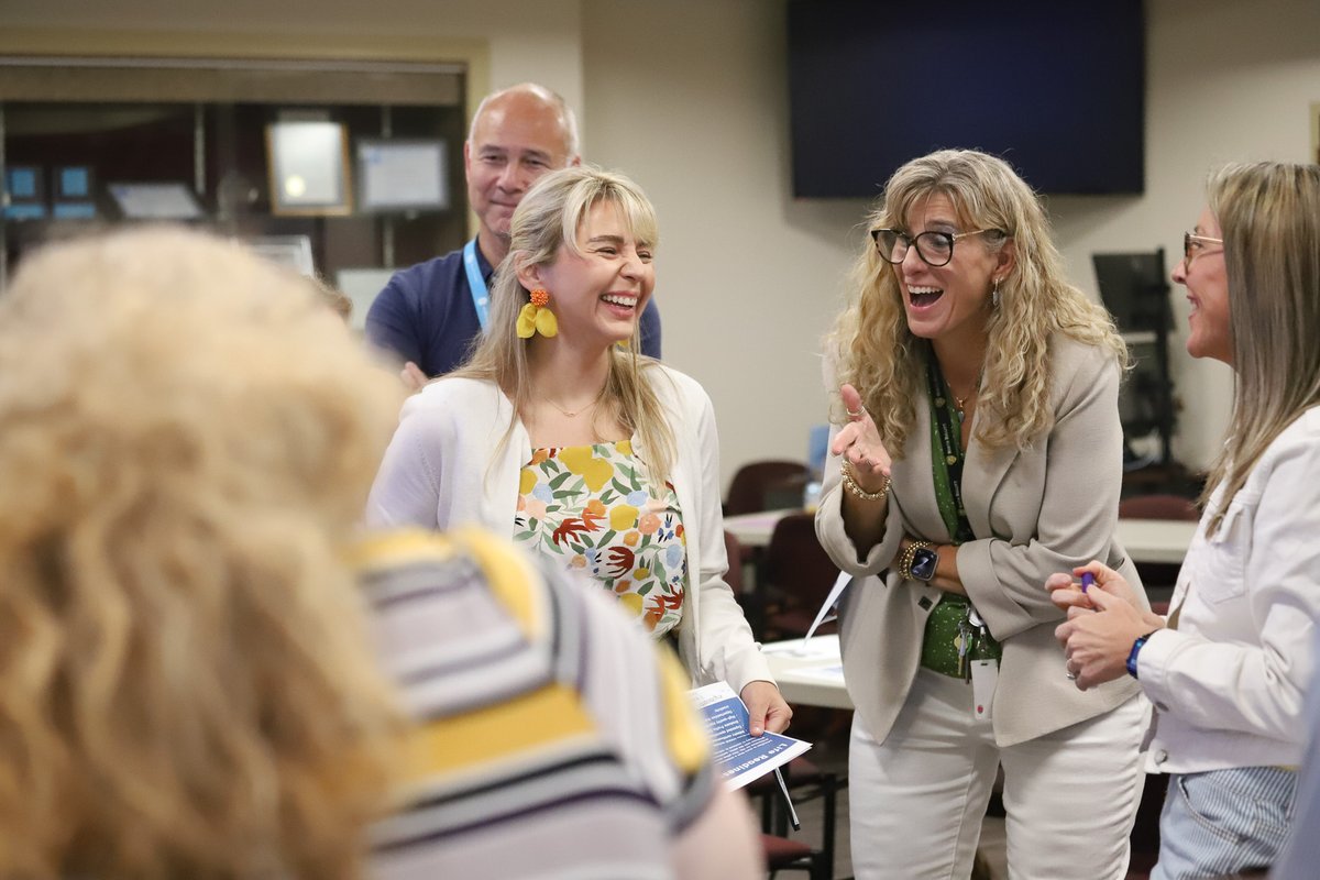alchemy_collab's tweet image. ✨ real talk: your events deserve more than uncle bob with an iphone. 🧔📱 through 🏗 alchemy access hours 🏗, we help schools capture the magic: pro photos, highlight videos, and gold-standard storytelling. ready to shine? let’s talk. #alchemycollab #schoolpr #morethanamoment