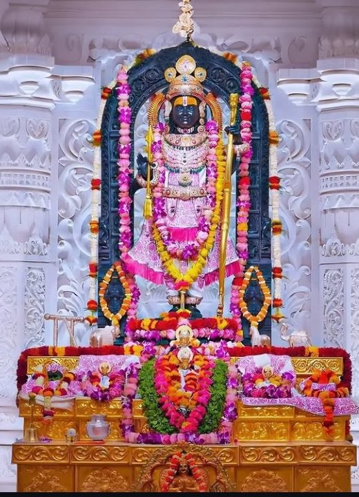 Imjyotii_'s tweet photo. भक्ति वह पुल है जो आत्मा को परम सत्य से जोड़ता है।

जय श्री राम जी🙏🚩 https://t.co/dXkA3GPTxZ