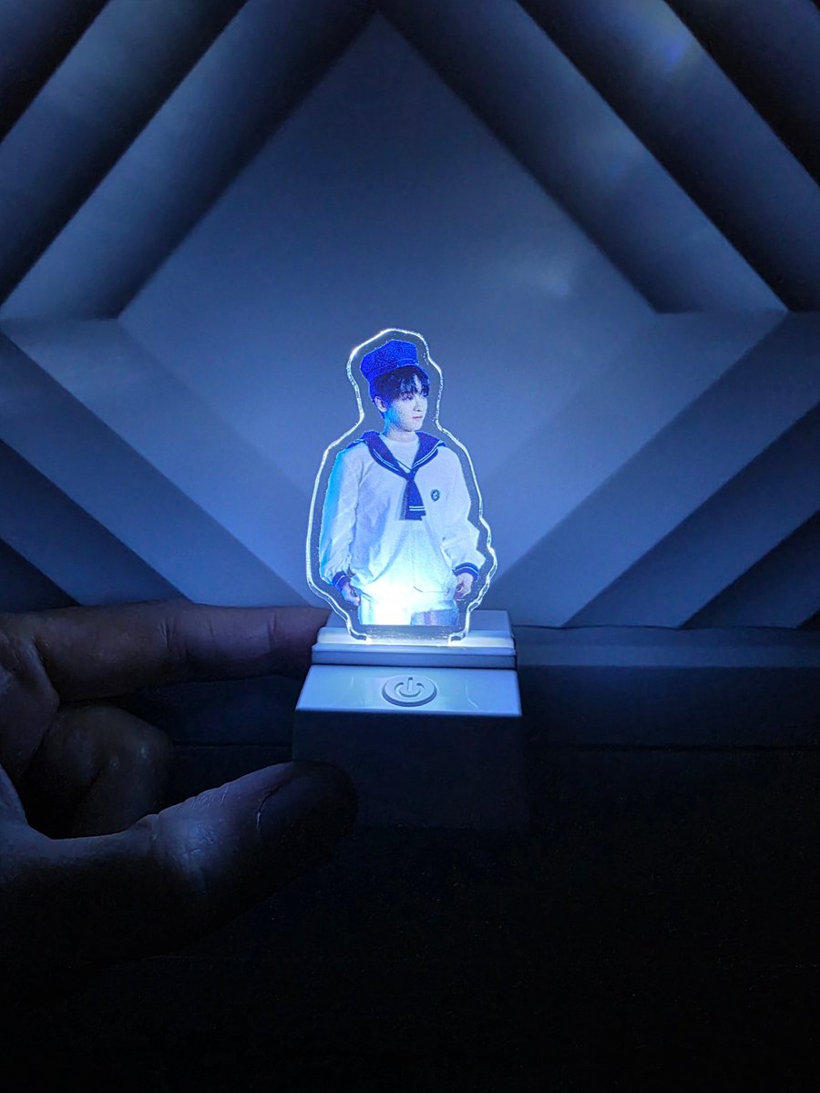 💙마린룩 태빈 LED아크릴스탠드 RT 나눔 이벤트💙

퍼블로그에서 LED아크릴스탠드 제품이 새로 나왔다고 하여 주문을 해보았는데 생각보다 잘 나와서 나눔해봅니다🤗

⭐️ 당첨자 발표 : 5월 20일 (화)
⭐️ 반택으로 배송

타래에 있는 유의사항을 읽고 참여 부탁드립니다🙇‍♀️