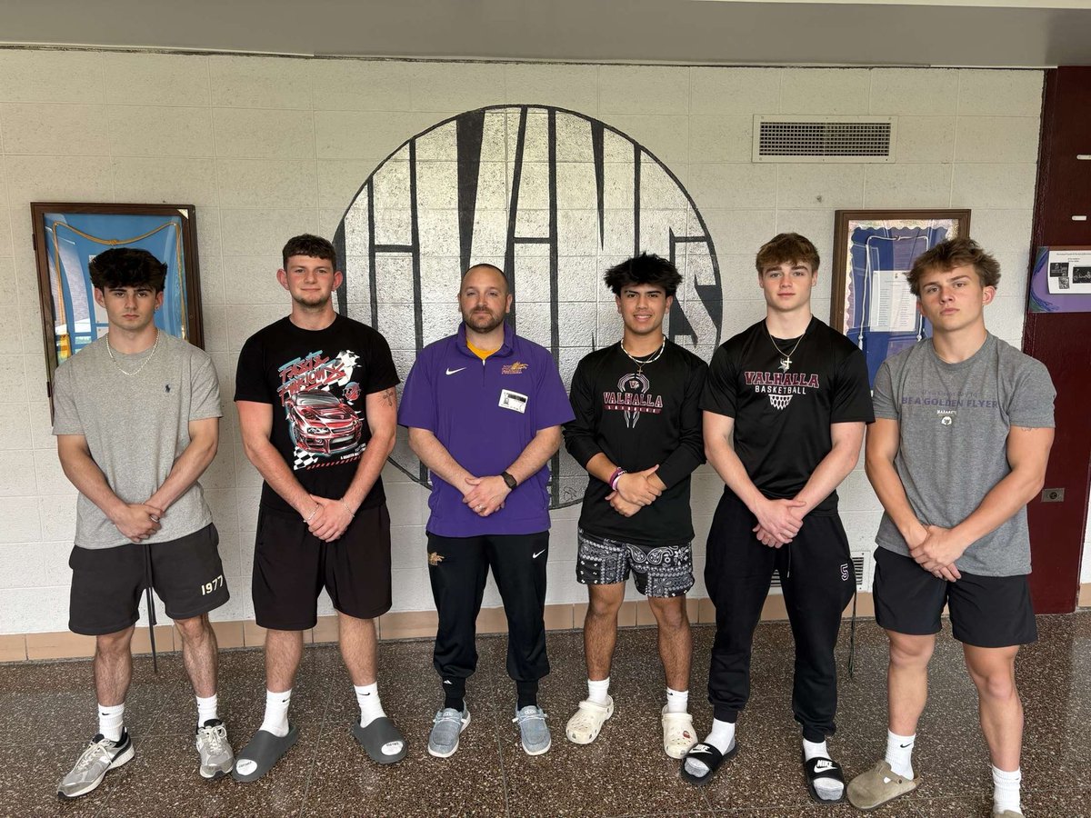 MasonCSwistak's tweet image. Thank you @LB_CoachBona for coming to talk to me today about @AUSaxonFootball !!