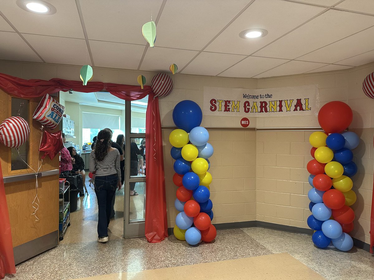 GoMESDukes's tweet image. 5th grade Carnival STEM fair! 🎡🎟️🎠@marlborosd @MsAmodeoAP