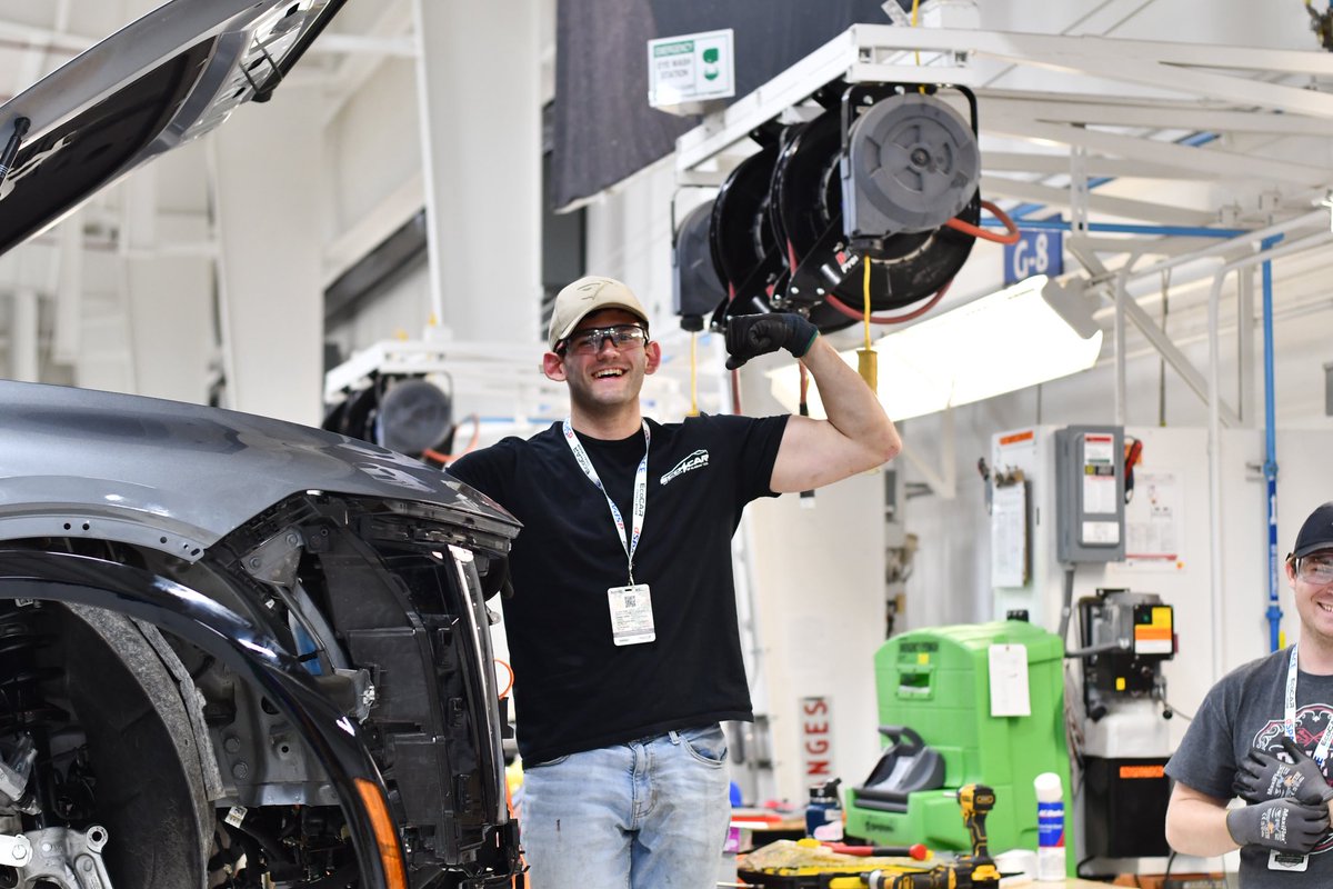 UAEcoCAR's tweet image. “There’s magic in the desert.” -Jesse Alley

Yuma has been nothing short of exciting so far! Our team has overcome great challenges and kept the tide rolling. Events, here we come!

#UAEcoCAR #EcoCAREVChallenge #BamaEngineering #RollTide