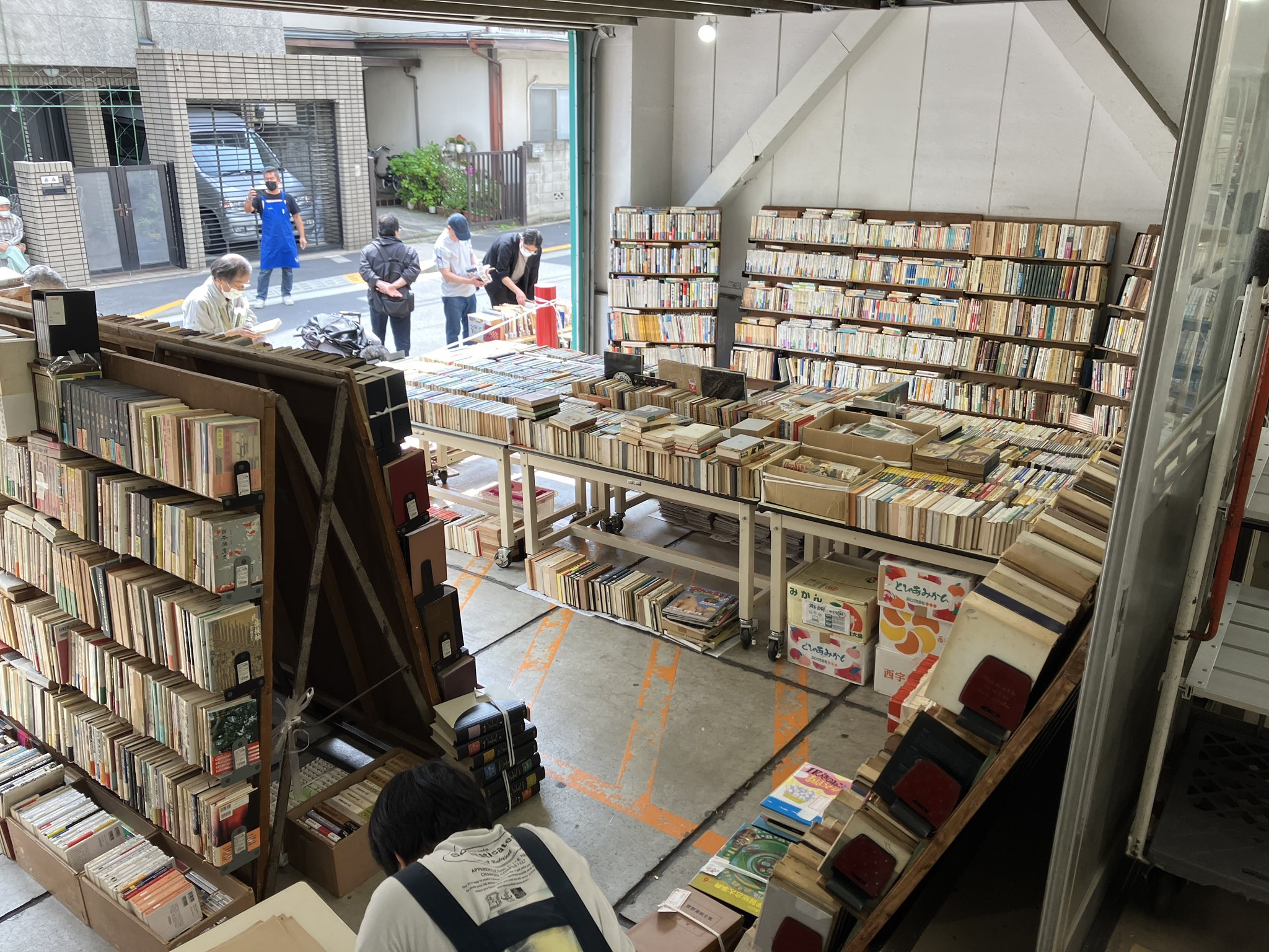 槇尾古書店 (@makiokoshoten) / X