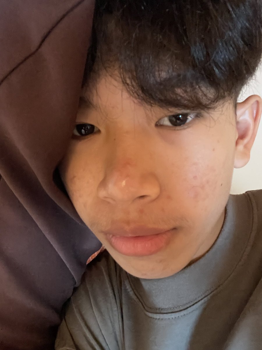 Alexx tweet media