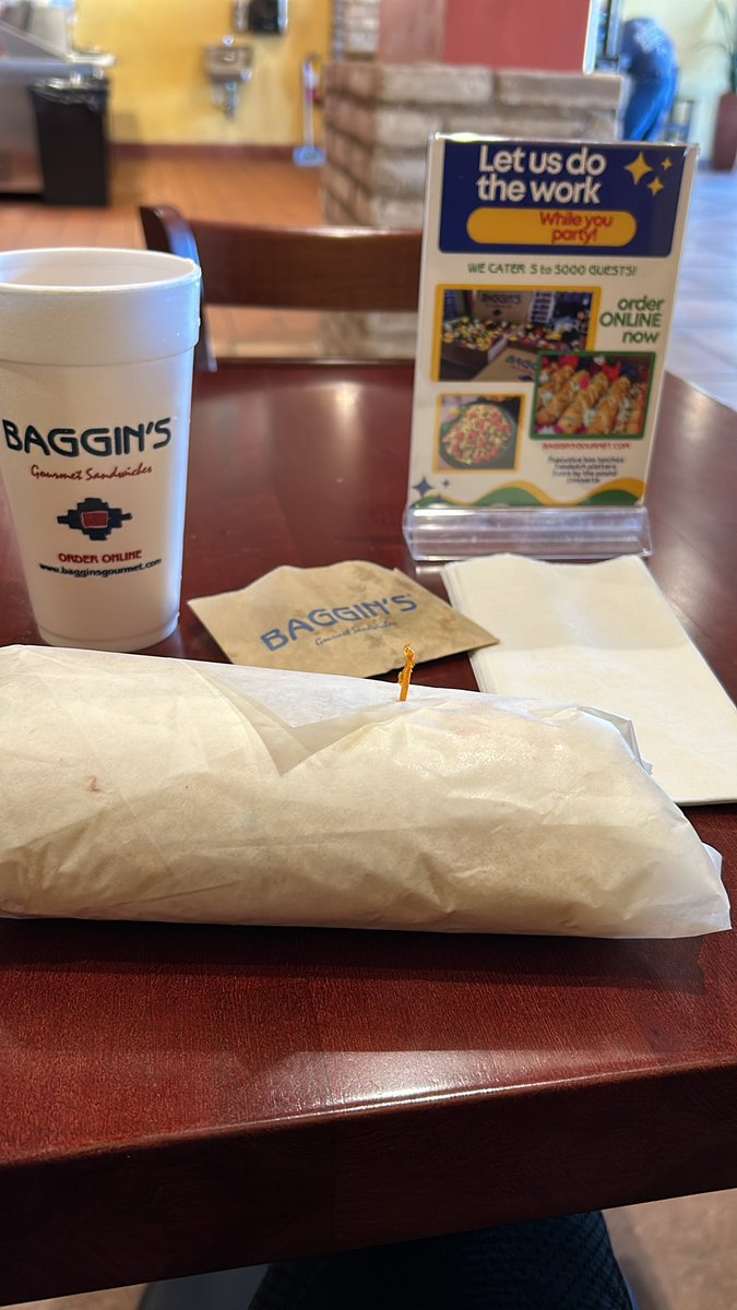 Andybryant316's tweet photo. #realtime #baggins @ironmikeluke  
Yummy yummy in my tummy https://t.co/GEq1VgfFeZ