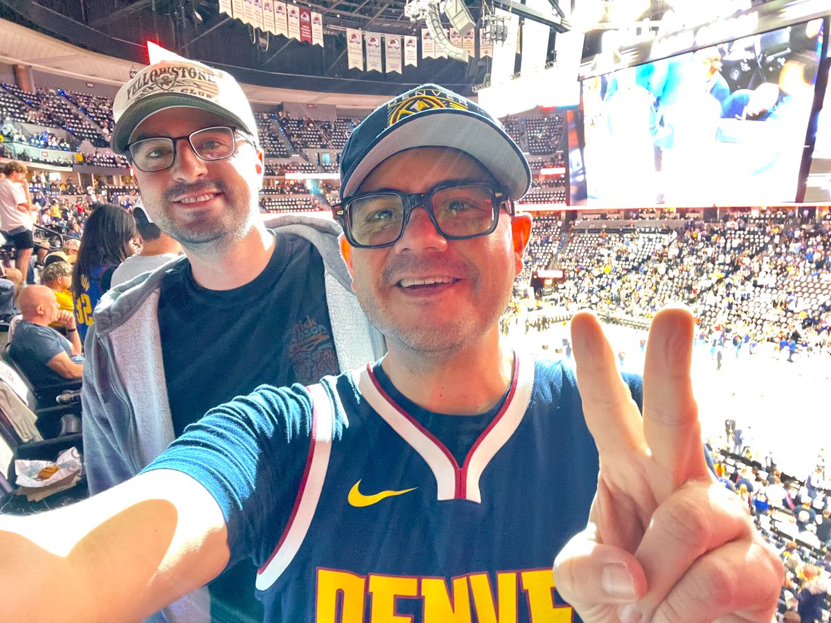 Vic Vela tweet media