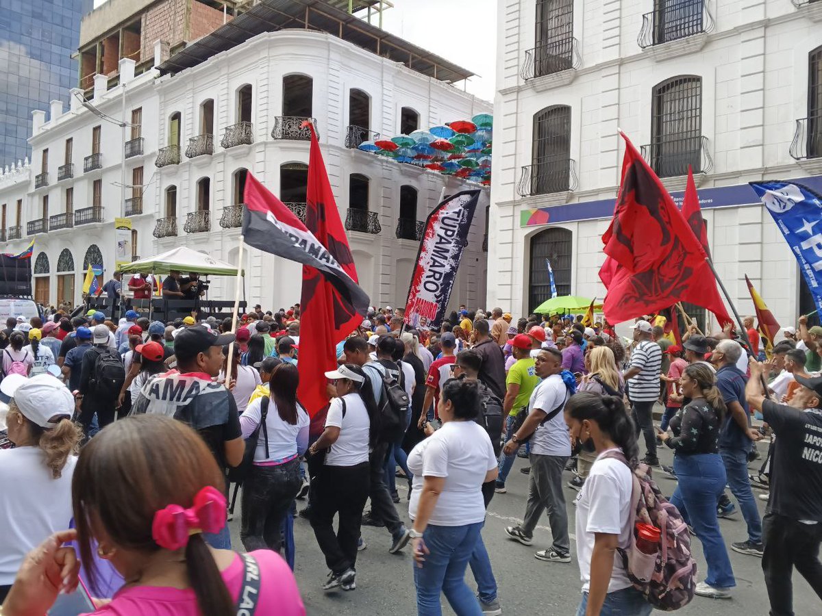 Movimiento Revolucionario TUPAMARO Vzla. (@tupamaromrt_) on Twitter photo Con gran espíritu de unidad y determinación revolucionaria, la militancia con presencia de la camarada <a href="/elimurillomrt/">elimurillomrt</a> candidata a la Asamblea Nacional, acompañaron la masiva movilización que se llevó a cabo en el centro de <a href="/CaracasMRT_/">Tupamarocaracas</a>, para conmemorar el Día Internacional de la Con gran espíritu de unidad y determinación revolucionaria, la militancia con presencia de la camarada <a href="/elimurillomrt/">elimurillomrt</a> candidata a la Asamblea Nacional, acompañaron la masiva movilización que se llevó a cabo en el centro de <a href="/CaracasMRT_/">Tupamarocaracas</a>, para conmemorar el Día Internacional de la