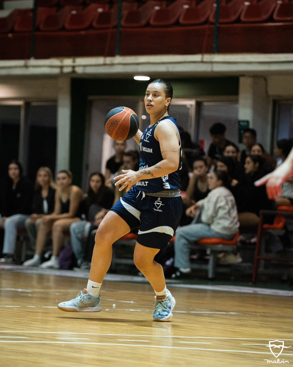 🙋🏻‍♀️ 𝐉𝐮𝐞𝐠𝐚𝐧 𝐥𝐚𝐬 𝐏𝐥𝐚𝐲𝐞𝐫𝐚𝐬

#VamosLaPlaya ⚪️🔵