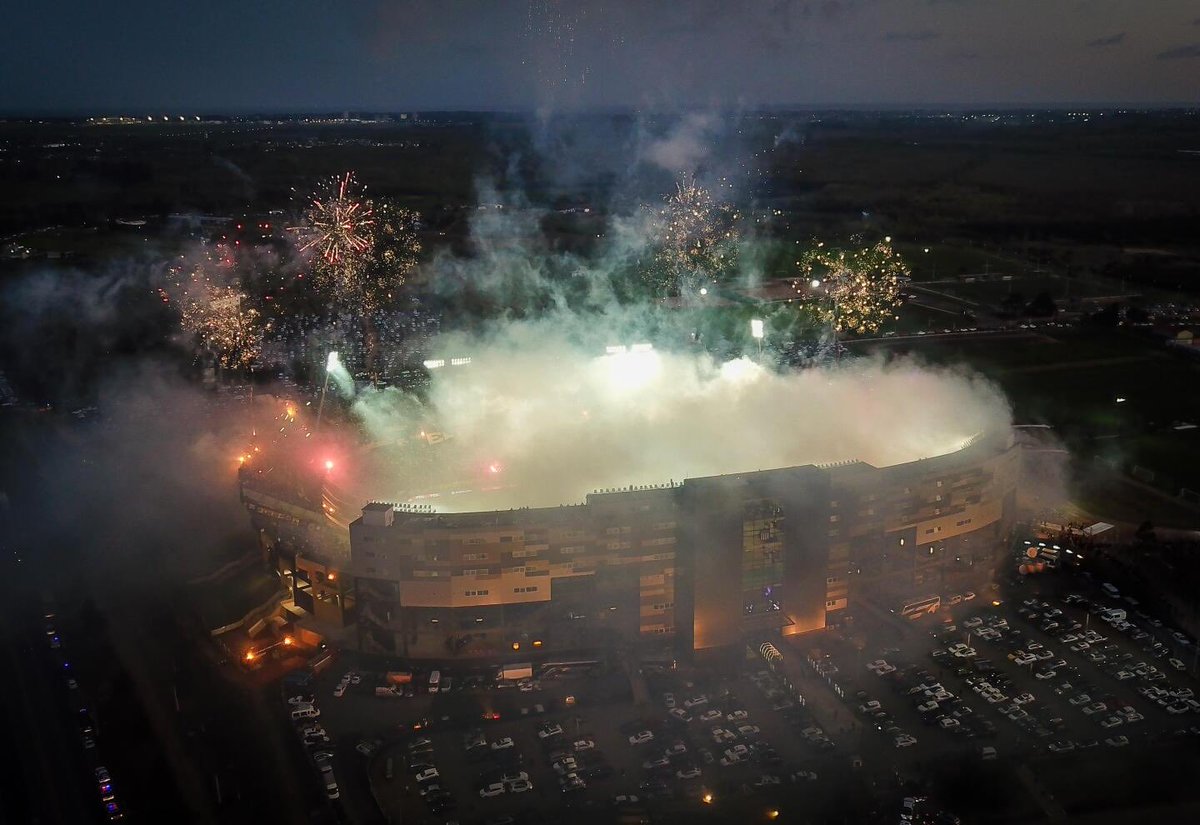 De los 23 partidos que jugó Peñarol en el Estadio Campeón del Siglo por Copa Libertadores ganó 19, empató 3, y perdió 1.