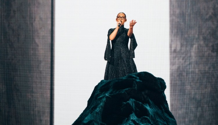 Eurovision 2025: Η Κλαυδία μάγεψε και συγκίνησε με την «Αστερομάτα» στον Β’ ημιτελικό – Δείτε την εκπληκτική της εμφάνιση 

iraklionews.gr/332417-eurovis… 

#Eurovision2025 #eurovisiongr #Klavdia