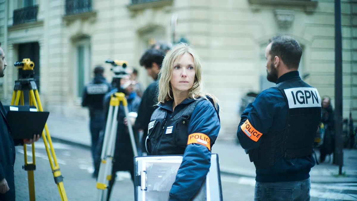 ant_rousseau's tweet photo. Prolongement thématique évident de La nuit du 12, #Dossier137 dresse un constat accablant mais toujours nuancé des failles institutionnelles qui brisent les individus.
Tout cela emballé dans un film policier captivant au suspense redoutable. 
#Cannes2025 https://t.co/KNC21G8IzK