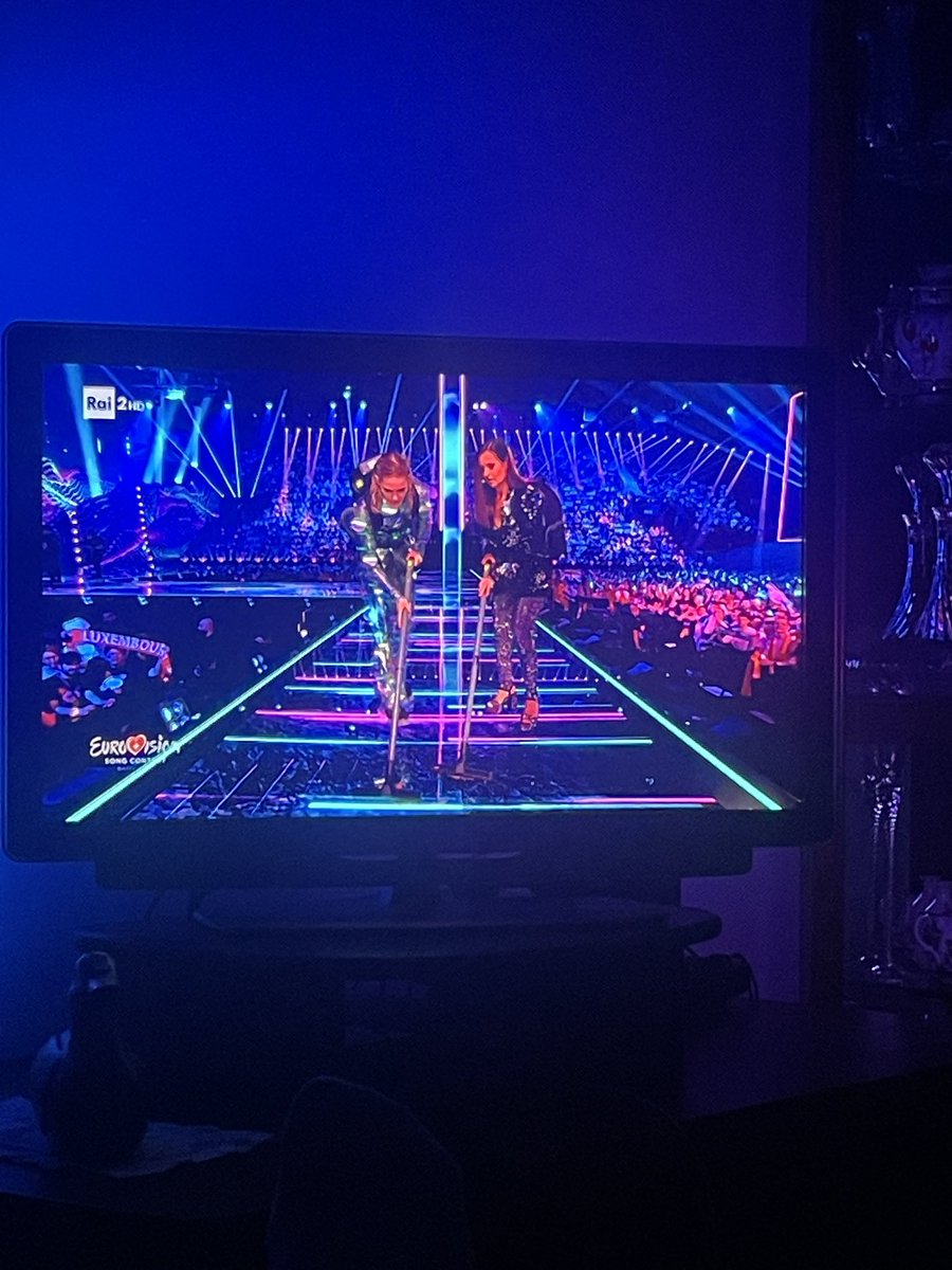 ElisaLinx's tweet photo. Momento morandi all’ #ESC2025 https://t.co/44VhkUmdKh